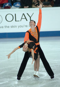 После инцидента на Skate America, Татьяна Тотьмянина и Максим Маринин вернулись, чтобы выиграть чемпионат России, также как и Европейское первенство и чемпионат мира.